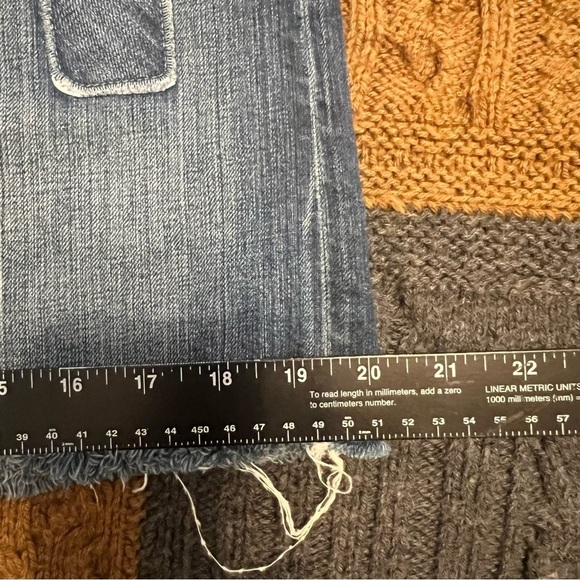 J Crew medium wash, 90s distressed denim blue jean skirt raw hem Women’s size 31 - Picture 8 of 10